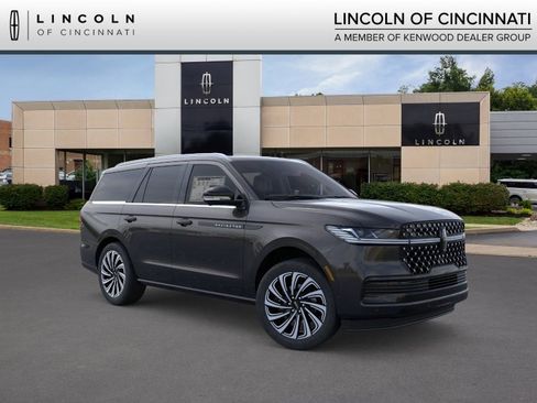 New 2026 Lincoln Navigator Black Label AWD/4WD image 1