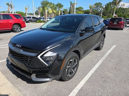 Certified 2023 Kia Sportage LX AWD/4WD image 2