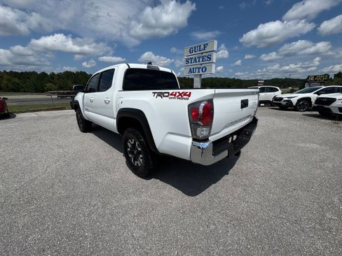 Used 2021 Toyota Tacoma TRD Off-Road image 8
