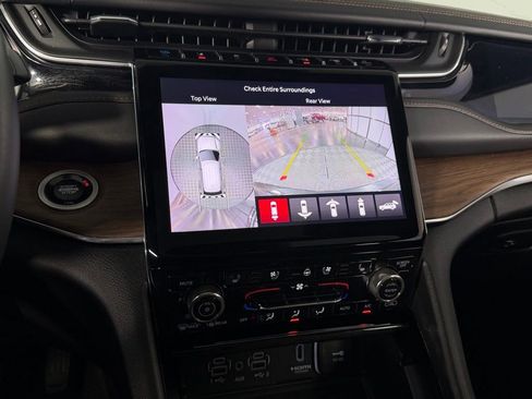 Used 2023 Jeep Grand Cherokee Summit w/ Advanced Protech Group IV image 19