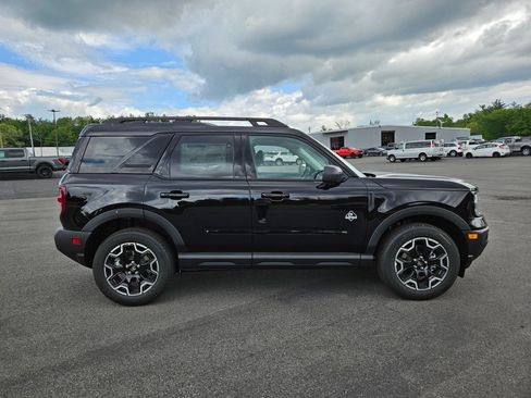 New 2025 Ford Bronco Sport Outer Banks w/ Outer Banks Tech Package+ image 2