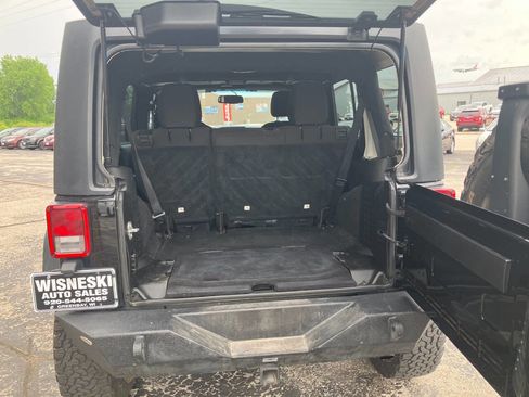 Used 2017 Jeep Wrangler Unlimited Sport AWD/4WD image 22