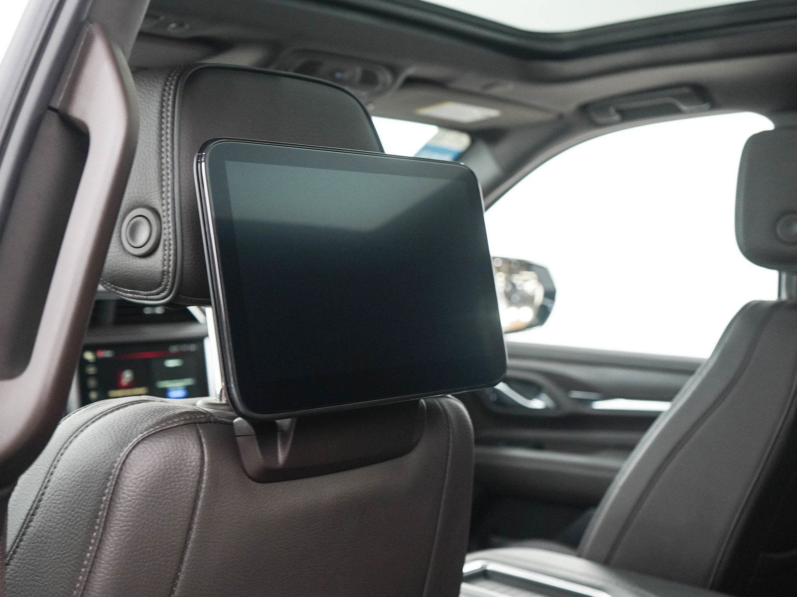 Used 2024 GMC Yukon Denali w/ Denali Reserve Package AWD/4WD image 20
