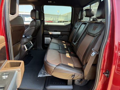 Used 2024 Ford F350 King Ranch AWD/4WD image 30