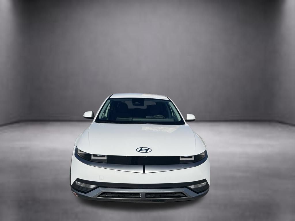 Certified 2024 Hyundai Ioniq 5 SE RWD image 3