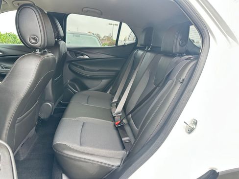 Used 2025 Buick Encore GX Preferred image 37