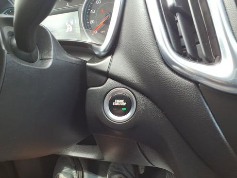 Used 2023 Chevrolet Equinox LT FWD image 21