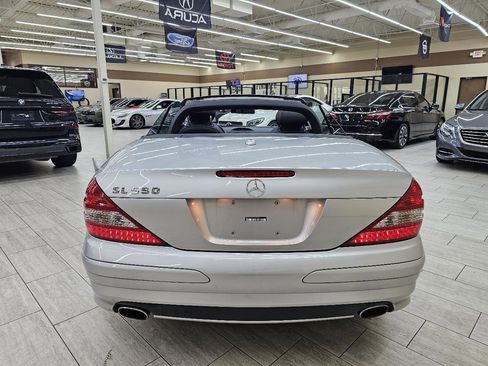 Used 2008 Mercedes-Benz SL 550 image 7