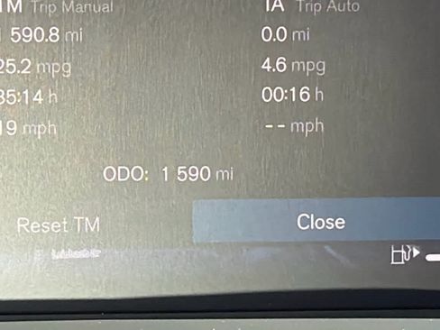 Used 2026 Volvo XC40 B5 Plus AWD/4WD image 36