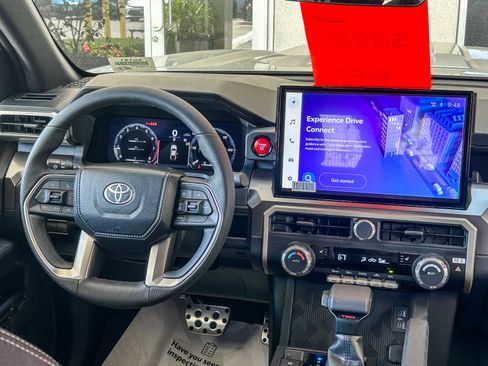 Used 2024 Toyota Tacoma TRD Sport AWD/4WD image 12