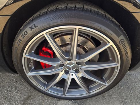 Used 2017 Mercedes-Benz AMG GT Coupe image 32