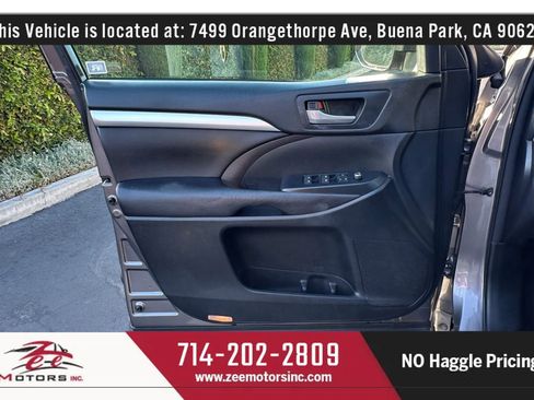 Used 2016 Toyota Highlander XLE AWD/4WD image 49