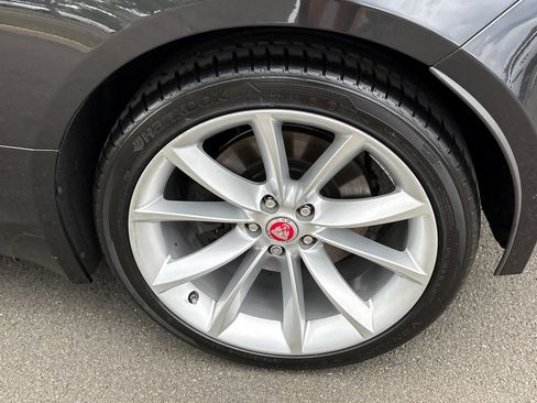 Used 2015 Jaguar F-TYPE S RWD image 7