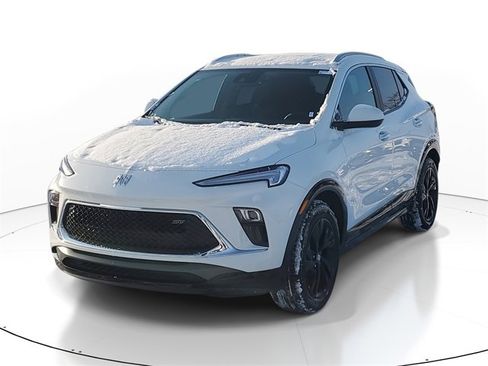 Used 2024 Buick Encore GX Sport Touring w/ Comfort Package image 2