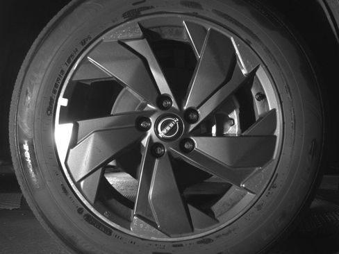 Used 2025 Nissan Rogue SV image 13