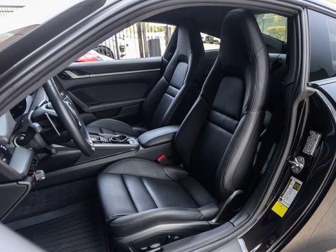 Certified 2021 Porsche 911 Carrera RWD image 5