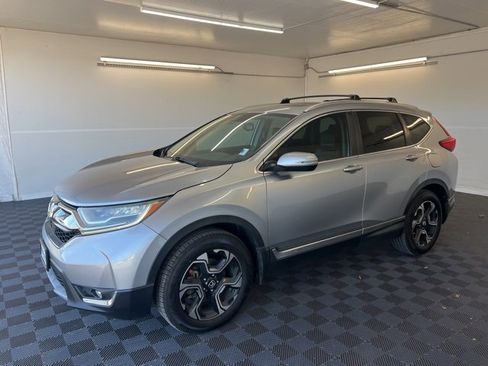 Used 2017 Honda CR-V Touring image 5