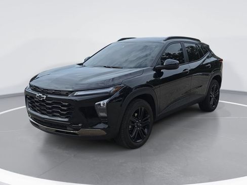 Certified 2024 Chevrolet Trax ACTIV w/ Sunroof Package FWD image 9