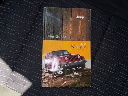 Used 2012 Jeep Wrangler Unlimited Rubicon AWD/4WD image 44