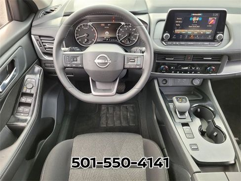 Used 2026 Nissan Rogue SV image 11