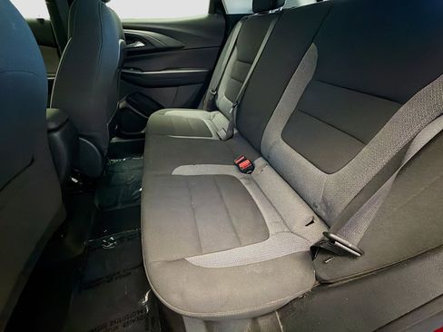 Used 2024 Chevrolet TrailBlazer LS w/ LS Confidence Package FWD image 13