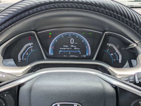 Used 2018 Honda Civic EX image 37