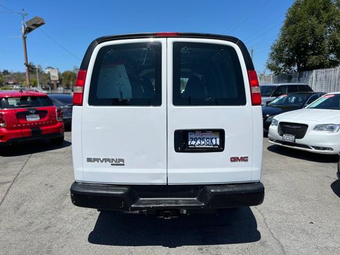 Used 2014 GMC Savana 2500 image 6