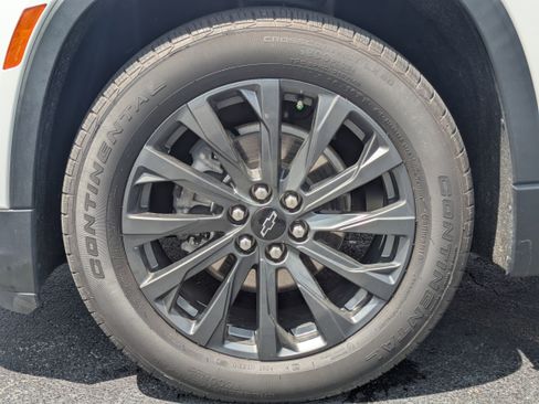 Used 2022 Chevrolet Traverse RS AWD/4WD image 32