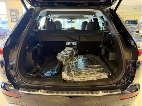 Used 2025 Mitsubishi Outlander 4WD Plug-In Hybrid image 26