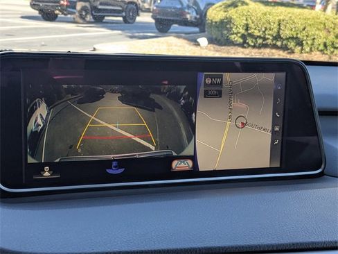 Used 2018 Lexus RX 350L FWD image 22