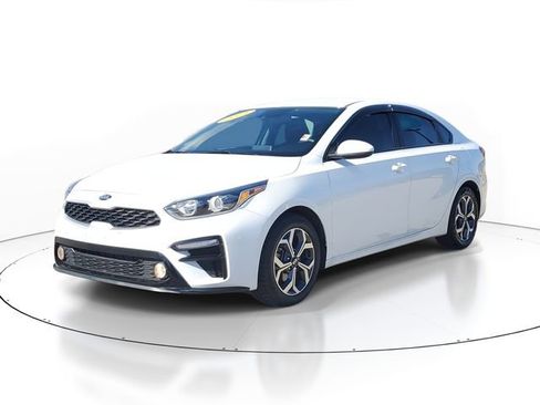 Used 2021 Kia Forte LXS image 3