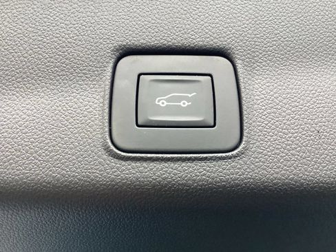 Used 2026 Chevrolet TrailBlazer LT w/ Convenience Package FWD image 13