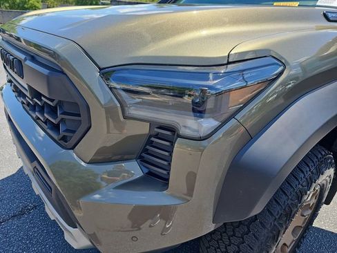 Used 2025 Toyota Tacoma 4x4 Double Cab Hybrid w/ Tow Tech Package image 33