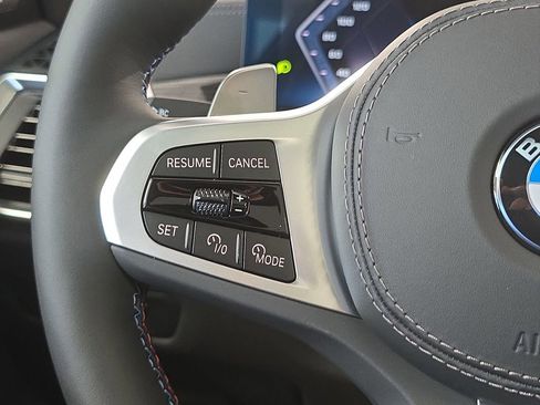 New 2026 BMW X5 M60i w/ Executive Package image 12