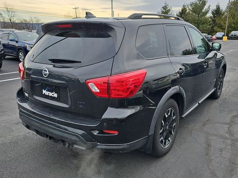 Used 2020 Nissan Pathfinder SL image 2