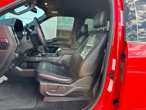 Used 2018 Ford F150 Lariat w/ Equipment Group 502A Luxury AWD/4WD image 6