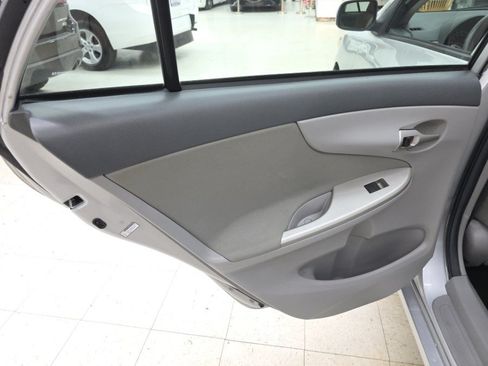 Used 2010 Toyota Corolla LE w/ All Weather Guard Pkg FWD image 13