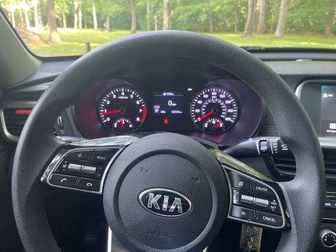 Used 2020 Kia Optima LX FWD image 39