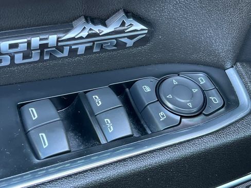 Used 2023 Chevrolet Silverado 1500 High Country w/ High Country Premium Package AWD/4WD image 13