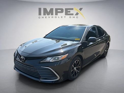Used 2023 Toyota Camry LE FWD image 1