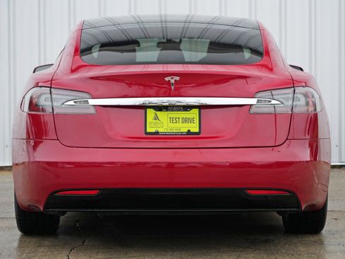 Used 2018 Tesla Model S 75D image 10