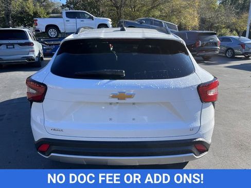 New 2026 Chevrolet Trax LT w/ Driver Confidence Package image 7