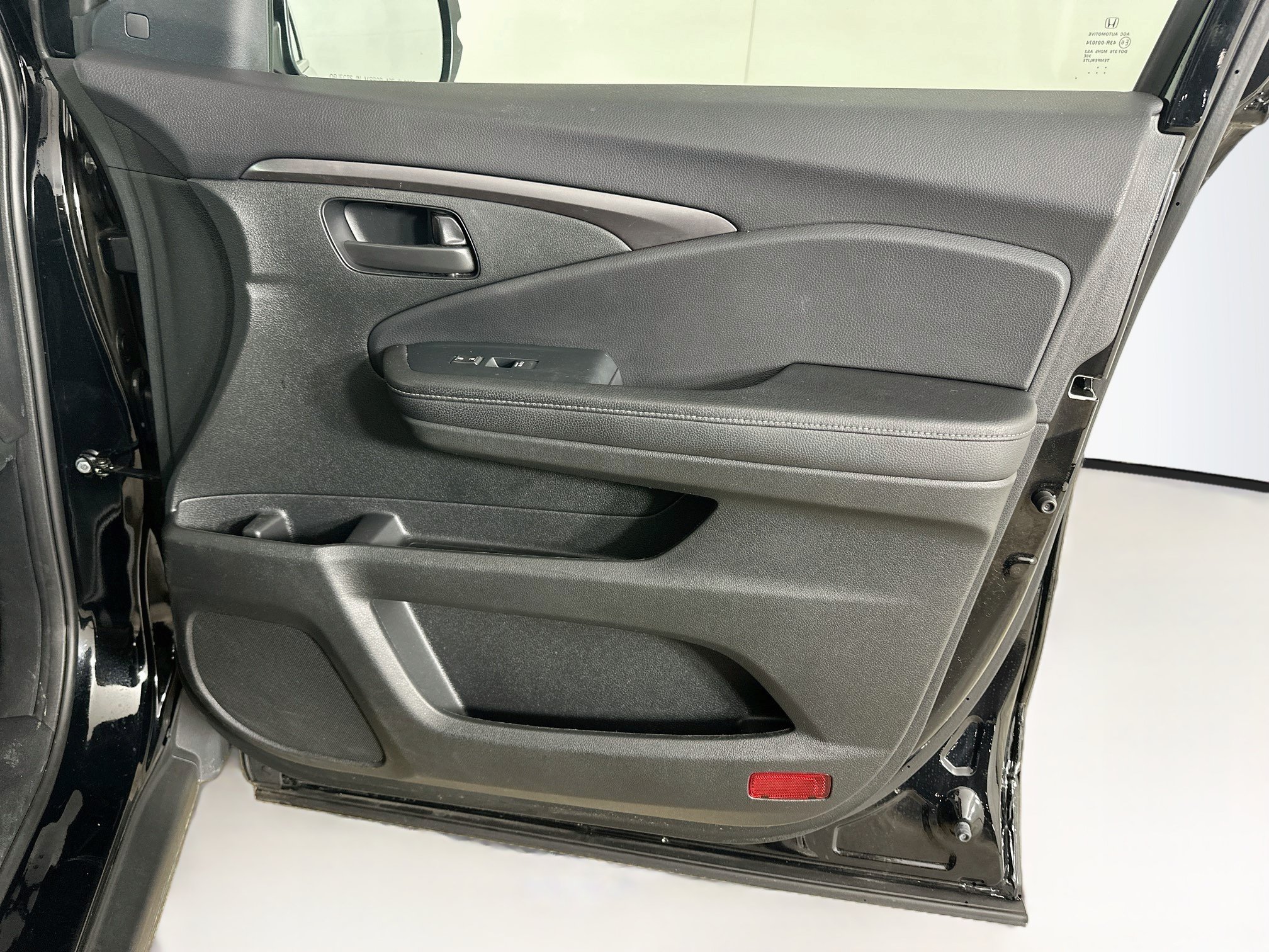 Used 2023 Honda Passport EX-L image 33