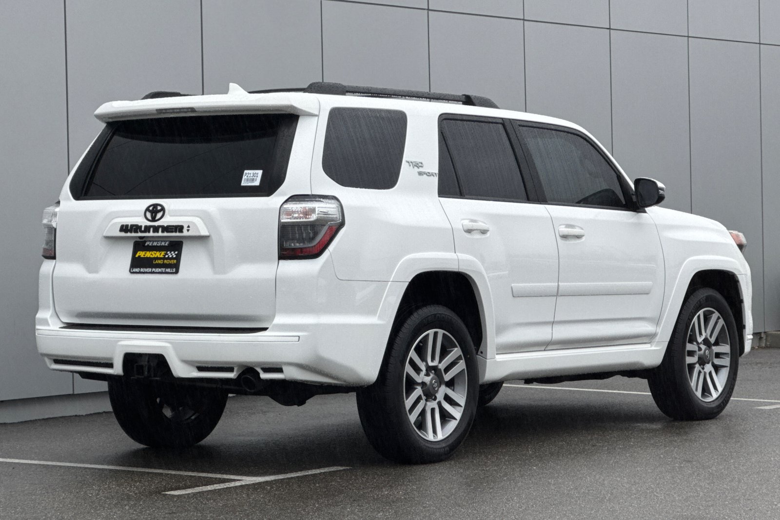 Used 2022 Toyota 4Runner TRD Sport w/ Technology Package AWD/4WD image 5