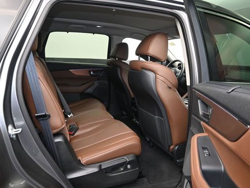 Used 2024 Acura MDX SH-AWD w/ Technology Package image 10