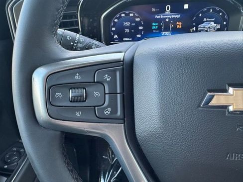 Used 2023 Chevrolet Silverado 1500 LT AWD/4WD image 23