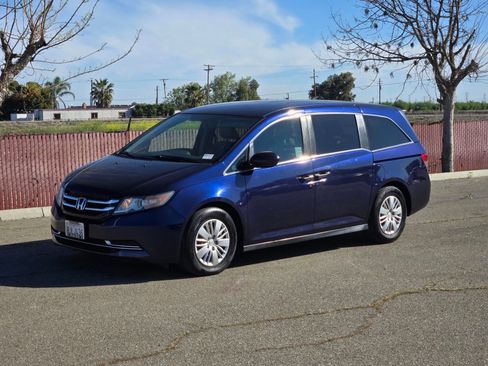Used 2016 Honda Odyssey LX image 9