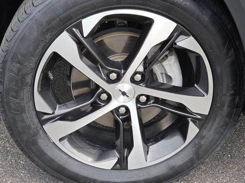 Used 2024 Chevrolet Trax RS w/ Driver Confidence Package FWD image 8
