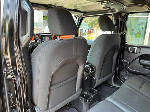 Used 2021 Jeep Wrangler Unlimited Sport AWD/4WD image 15