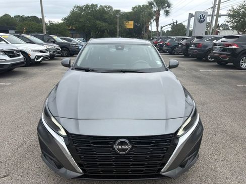 Used 2023 Nissan Altima 2.5 SV FWD image 26